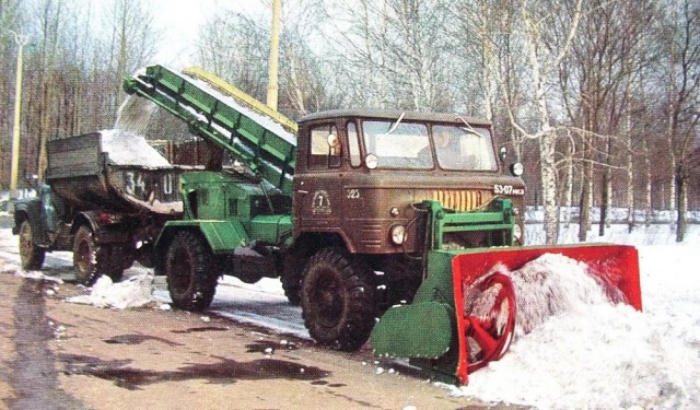 Плуги и щётки, шнеки и роторы: снегоуборочные машины прошлого