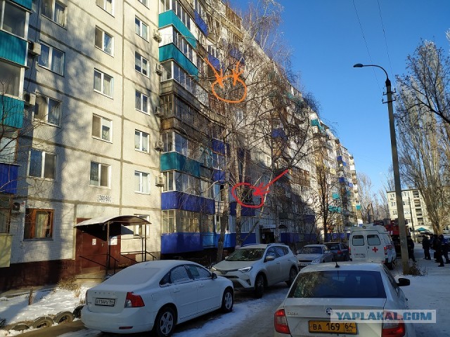 Страшные кадры с улицы Циолковского в Дзержинске. Там произошел пожар в 25-этажном жилом доме