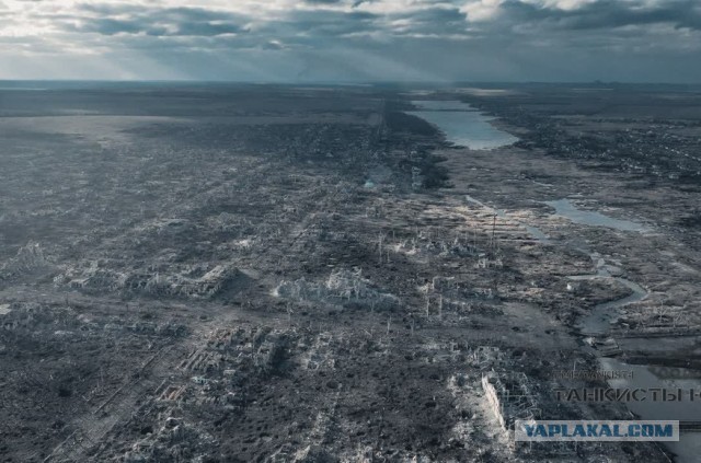Склад боеприпасов горит недалеко от села Алексеевка в Крыму