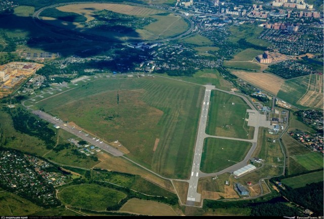 Власти Москвы решили купить аэропорт Остафьево у «Газпрома»