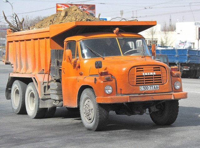 Смотрите какая тачка!