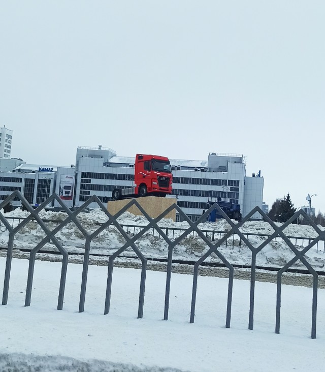 В России сертифицировали мощный новый КамАЗ К5, способный буксировать прицепы массой 86 тонн