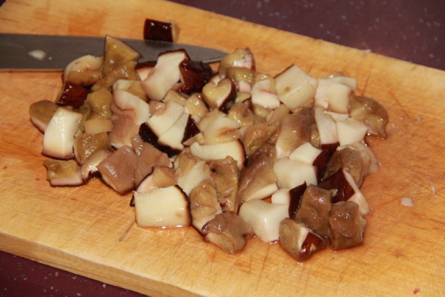 Говядина тушёная с картофелем и грибами