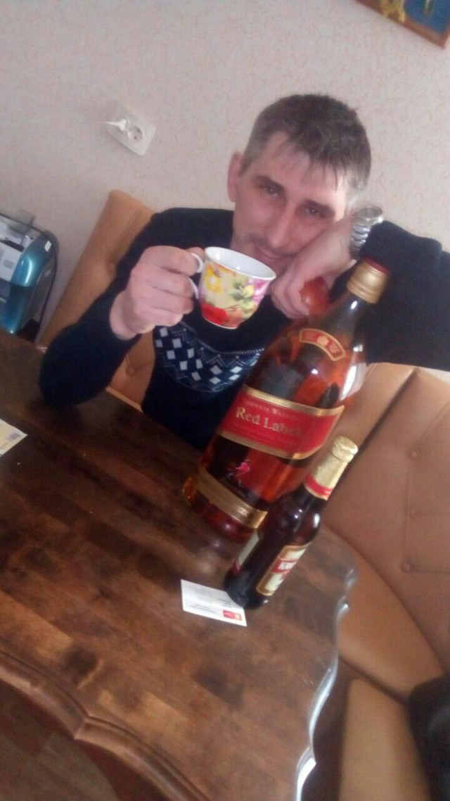 Алкотур в картинках из соцсетей.