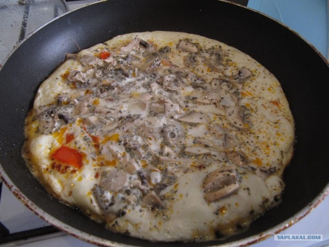 Омлет с персиком