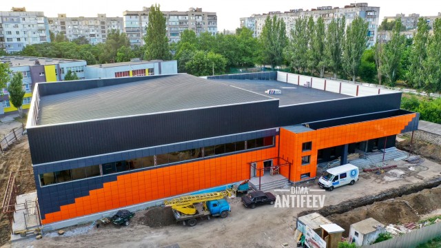 «Люди бегут, пути травой заросли»: жизнь Донецкого завода изнутри Жители ДНР восстали против невыплат зарплат
