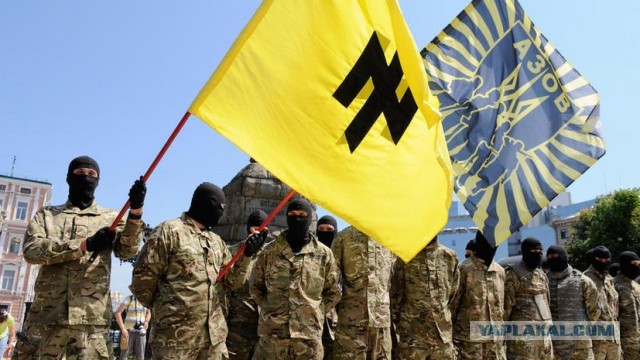 "Нам тюрьма, а вы на кладбище на российское" - разборки беженцев из Донбасса с одним из водителей, которые их "эвакуировали"