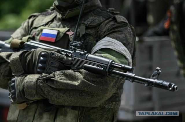 В Госдуму внесен проект о праве граждан, имеющих судимость и ограниченно годных, поступать на военную службу по контракту
