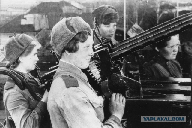 Нападение дронов на Нижнекамский НПЗ и Елабугу