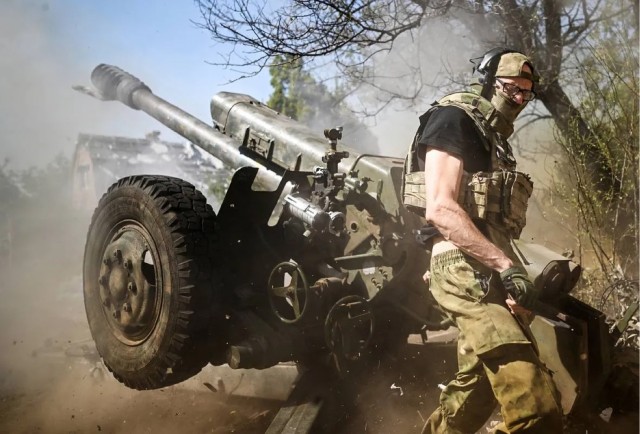 Российские войска начали вторую фазу активного контрнаступления в Курской области