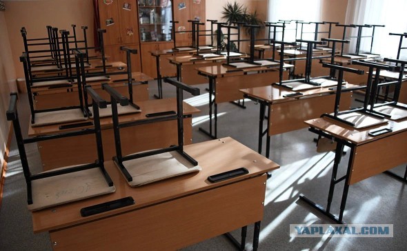 В Орле на день отменили занятия в школах после ночной атаки БПЛА