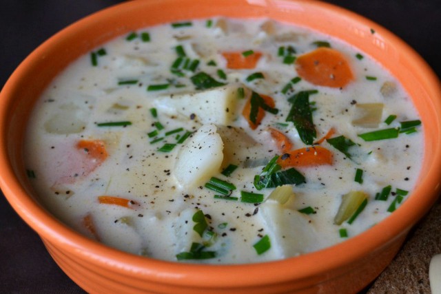 Картофельный суп с молоком