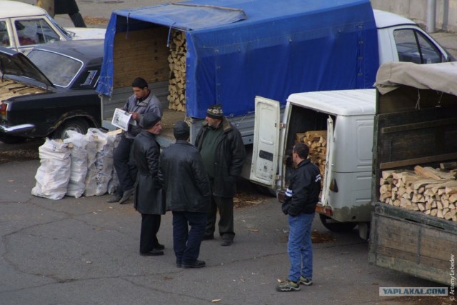 Тбилиси. Школа. Первоклашки.