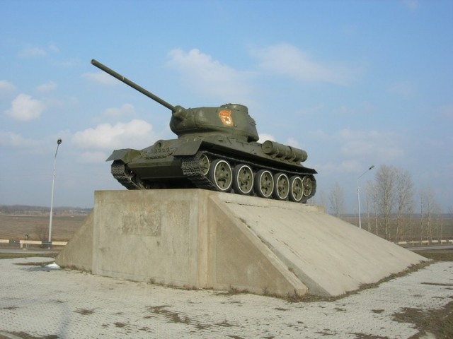 Памятники Великой Отечественной...