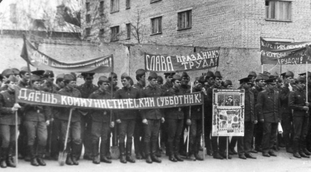 Юнармия. Ребенок в добровльно-принудительном порядке принес на заполнение документы на вступление.