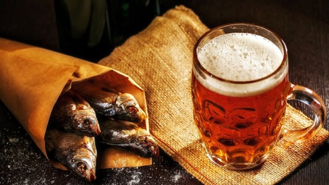 В Самаре поймали пивовара, который год варил хмель по ночам, чтобы не платить налоги
