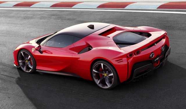 Ferrari. Ко дню рождения Коммендаторе. Красивых автофото пост