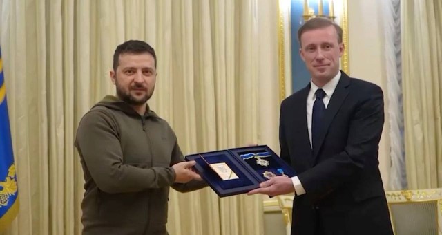 Победная поступь идиотизма по планете.
