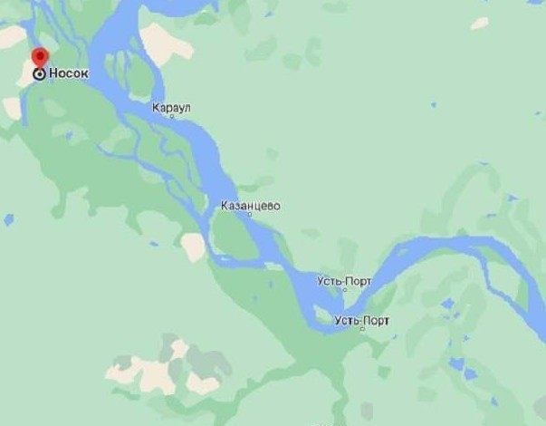 На севере Красноярского края теплоход высадил пассажиров посреди реки