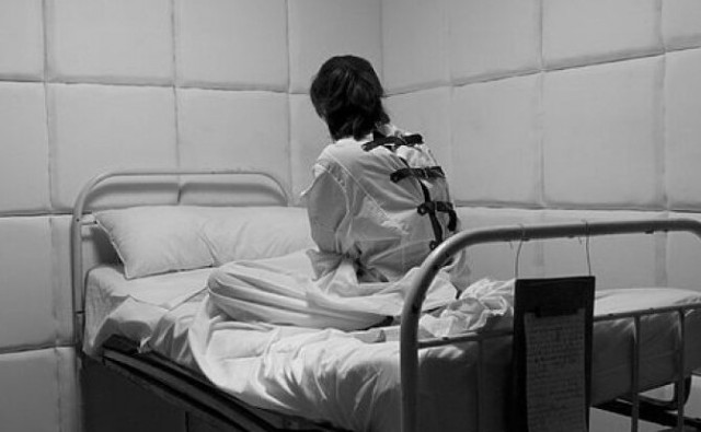 Как в ГДР неугодные люди сходили с ума. Метод "Zersetzung" от Штази