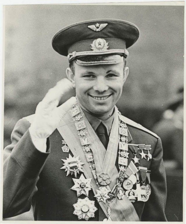 Фотохроника "загнивающего совка". Часть 10
