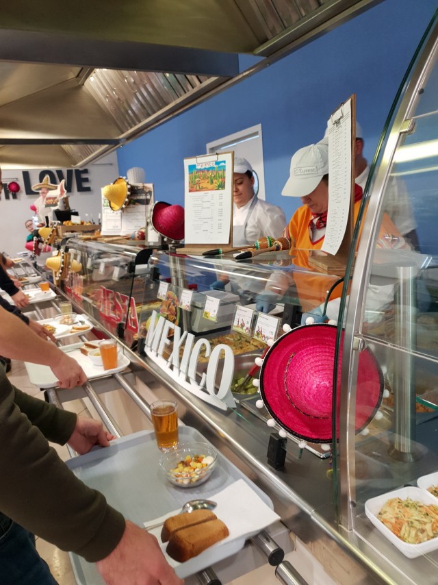 Приглашаю вас на пельмени⁠⁠