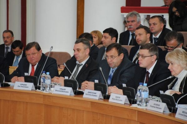 Орловские депутаты установили себе