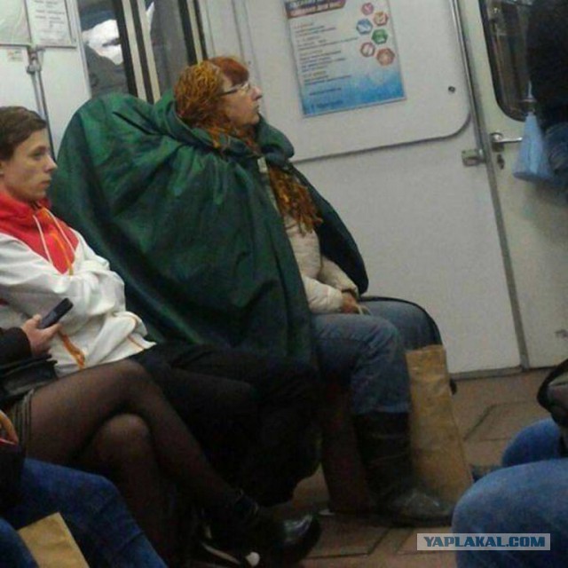 Свежие подземные модники из метрополитена