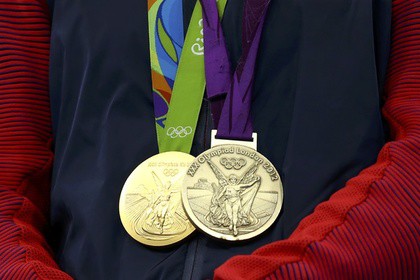 Прославленная советская гимнастка Ольга Корбут продает с аукциона свои олимпийские медали