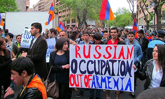 Российский вертолет сбит в Армении