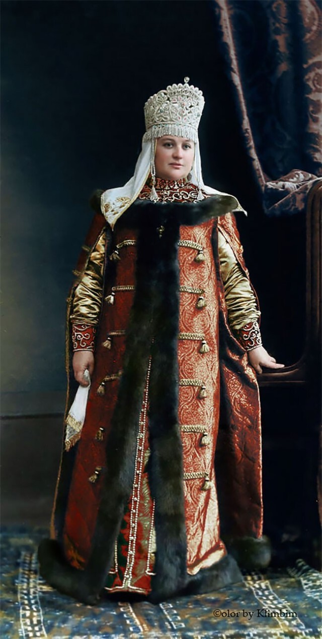 Костюмированный бал Романовых - фотографии 1903 года в цвете