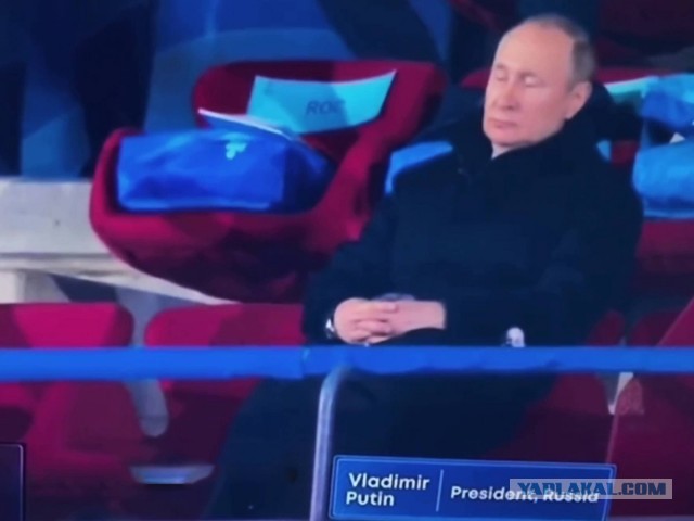 На Украине оборвали прямую трансляцию лыжной эстафеты. Прямо перед финишем сборной России