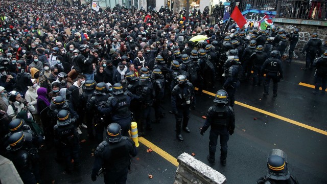 А зарплата у Вас растет такими же темпами?