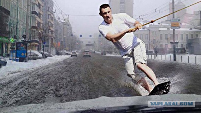 Просто уборка снега в Киеве