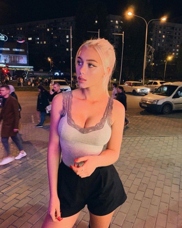Женщины всякие разные