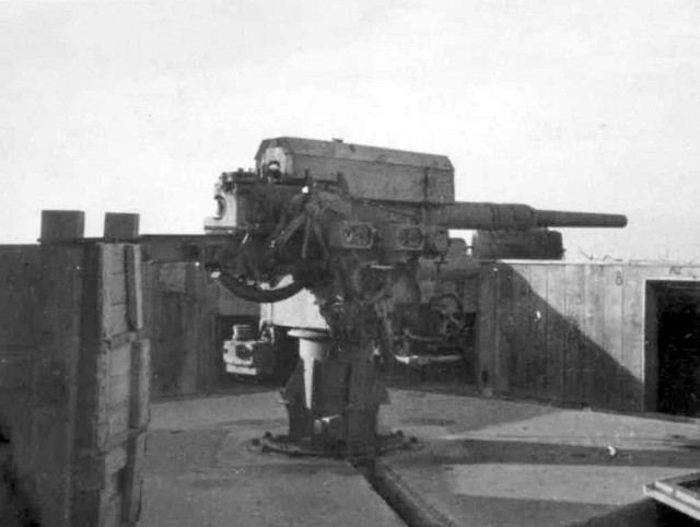 Немецкий опорный пункт Обергоф с орудием 8,8 cm Flak 36 на севере России