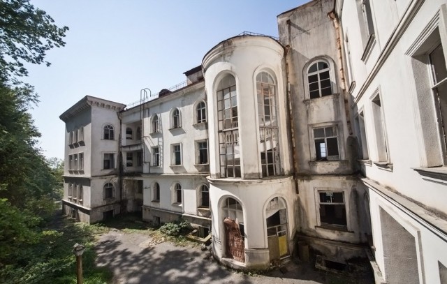 Заброшенный корпус пансионата "Гагрипш"