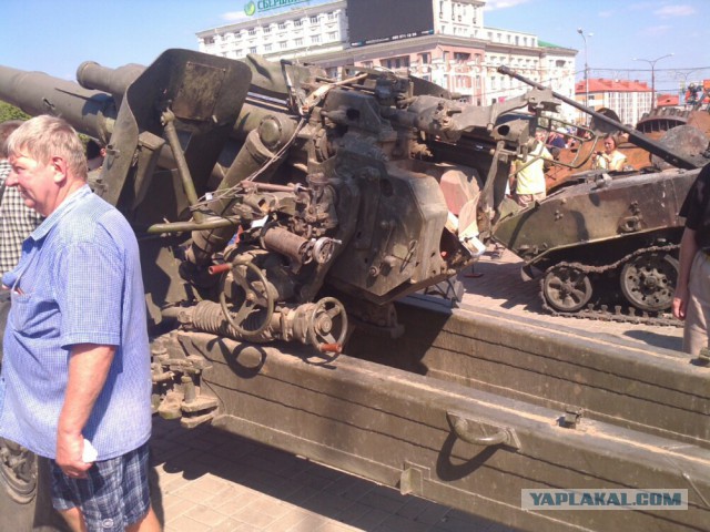 Марш пленных в Донецке 24.08.2014