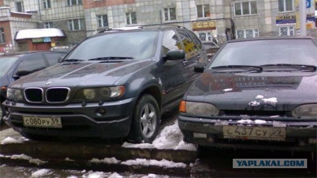 Х...ЕР вам: петербуржцы не спешат получать автомобильные номера новой серии
