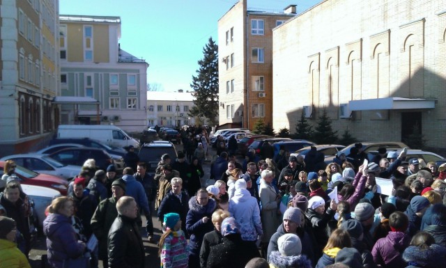 В Волоколамске норма сероводорода превысила норму в 12 раз. Жители снова жалуются на неприятный запах