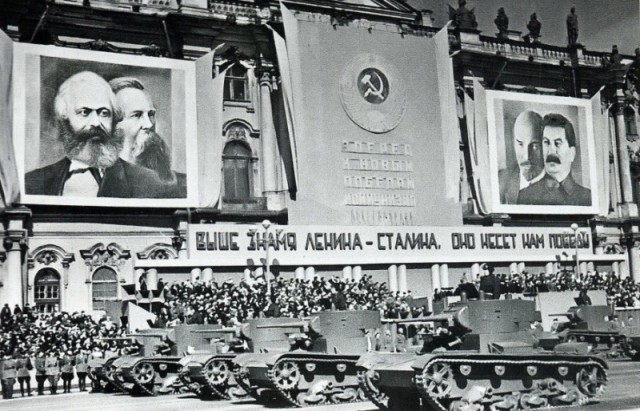 История в фотографиях