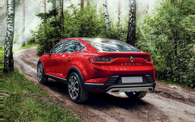 Кого заарканит Renault Arkana?