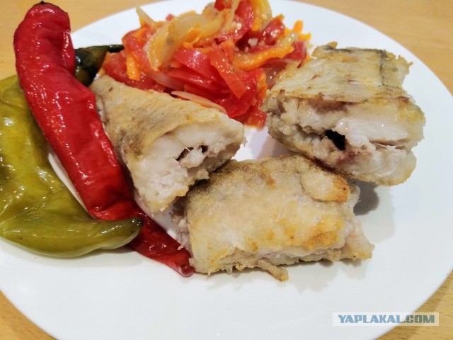 #ЯПовар. Минтай под овощным маринадом с майонезом