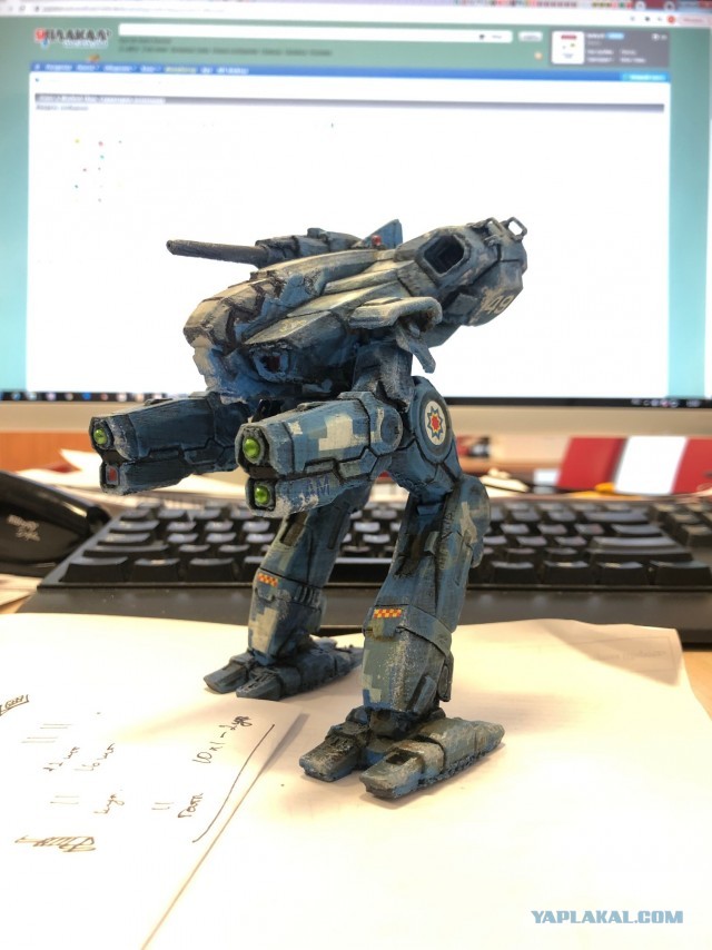 Warlord Titan. Сервиторим потихоньку