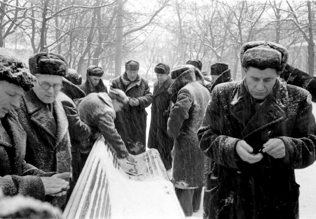 Москва и москвичи. Двадцатый век. 03.03.2025