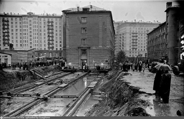 Москва и москвичи. Двадцатый век. 28.03.25