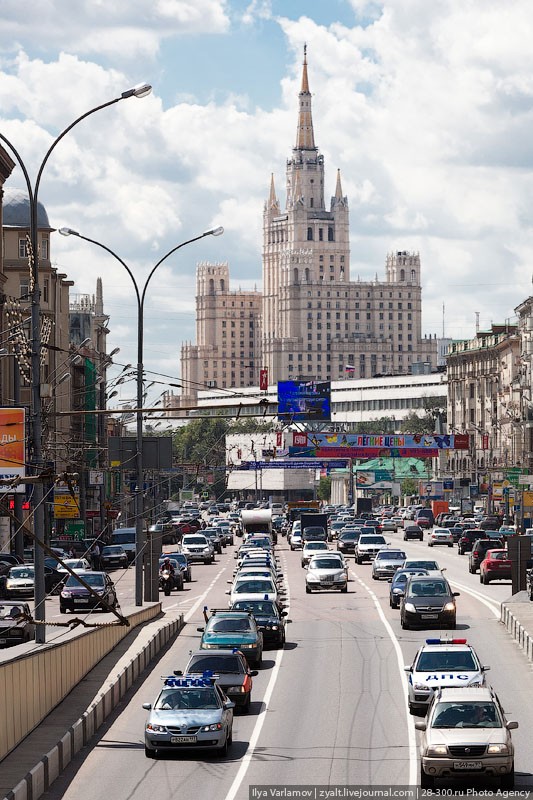Синие ведерки проехали по Москве