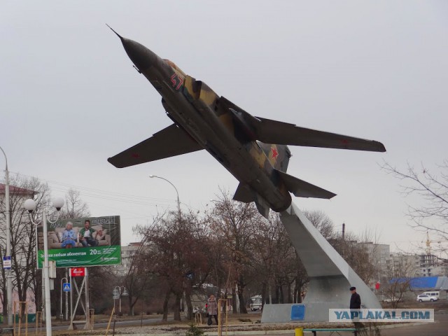 20 самых интересных авиапамятников