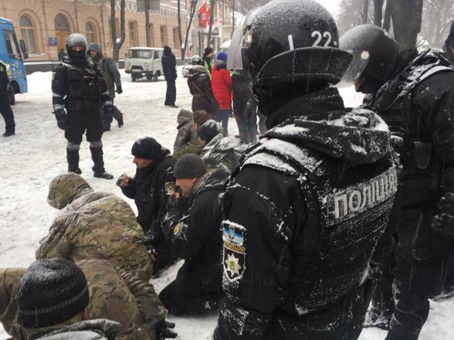 Столбы вокруг Кремля
