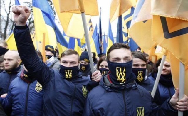 Прилепин напомнил об украинских менеджерах Facebook
